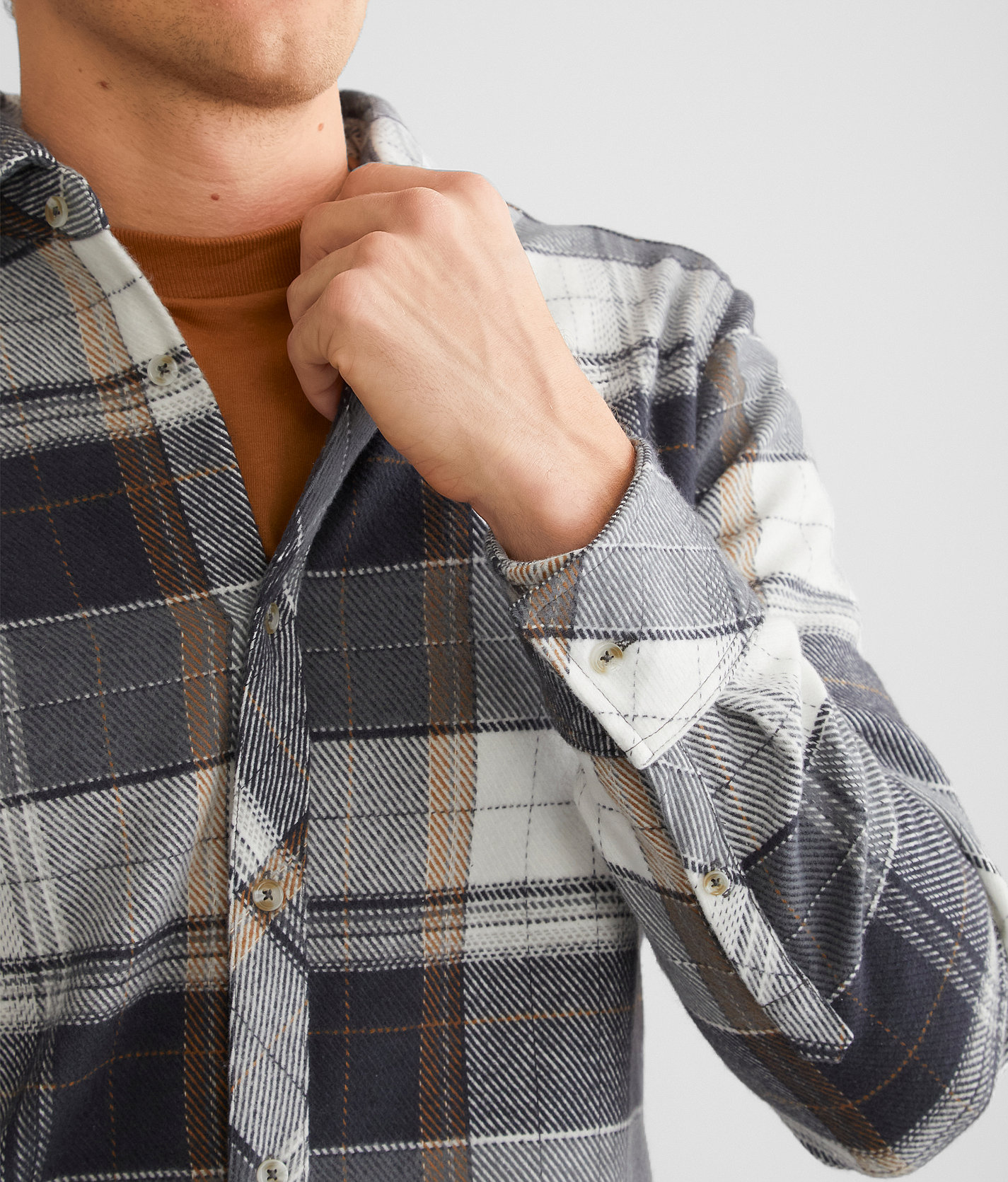 Talinors Flannel Shirt - Image 3