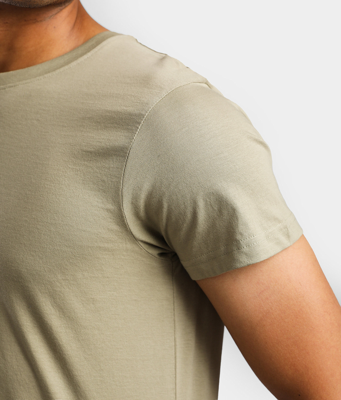 Talinors Basic T-Shirt - Image 3
