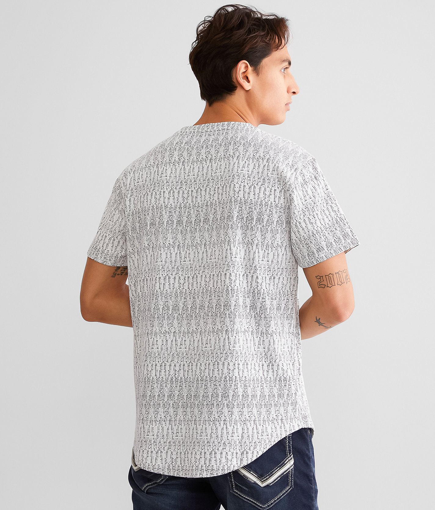 Talinors Textured T-Shirt - Image 2