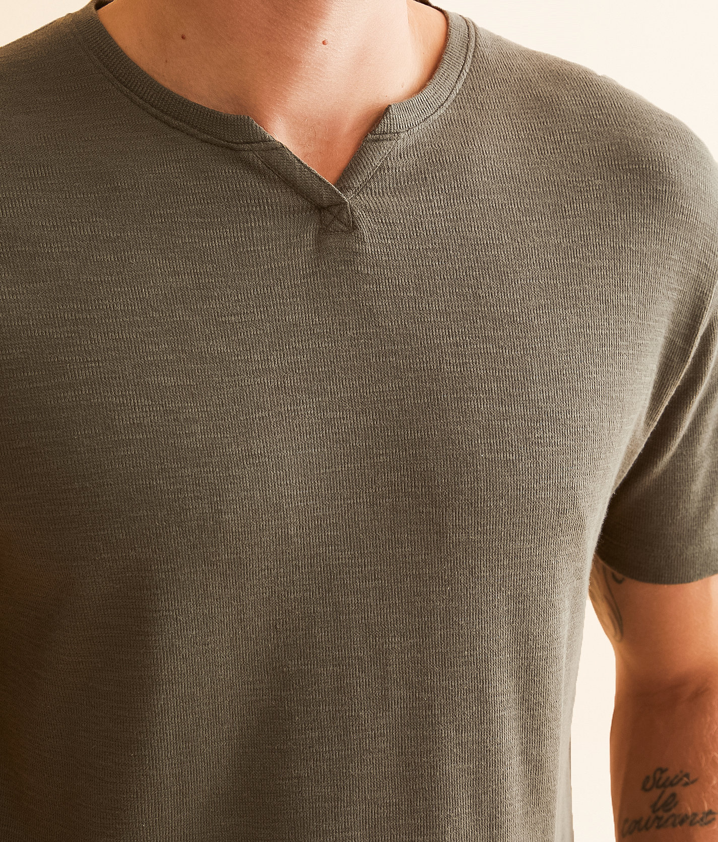 Talinors Slub Knit T-Shirt - Image 3