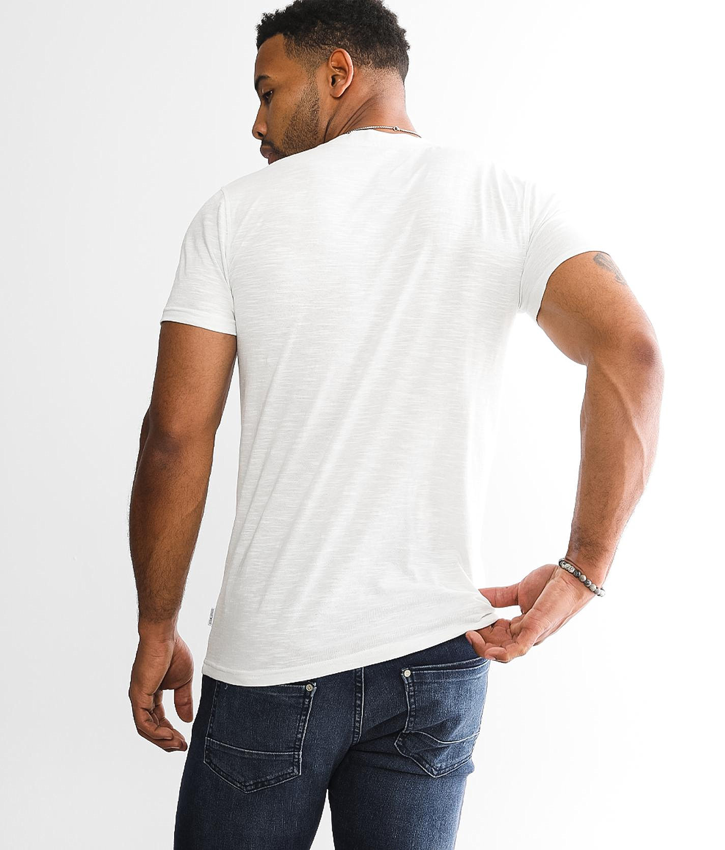 Talinors Basic T-Shirt - Image 2
