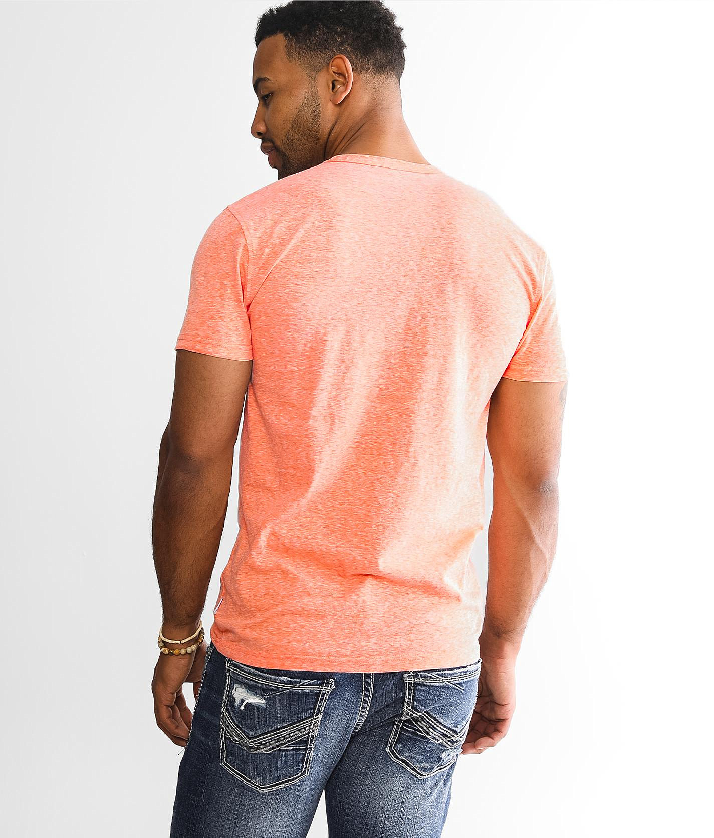 Talinors Basic T-Shirt - Image 2
