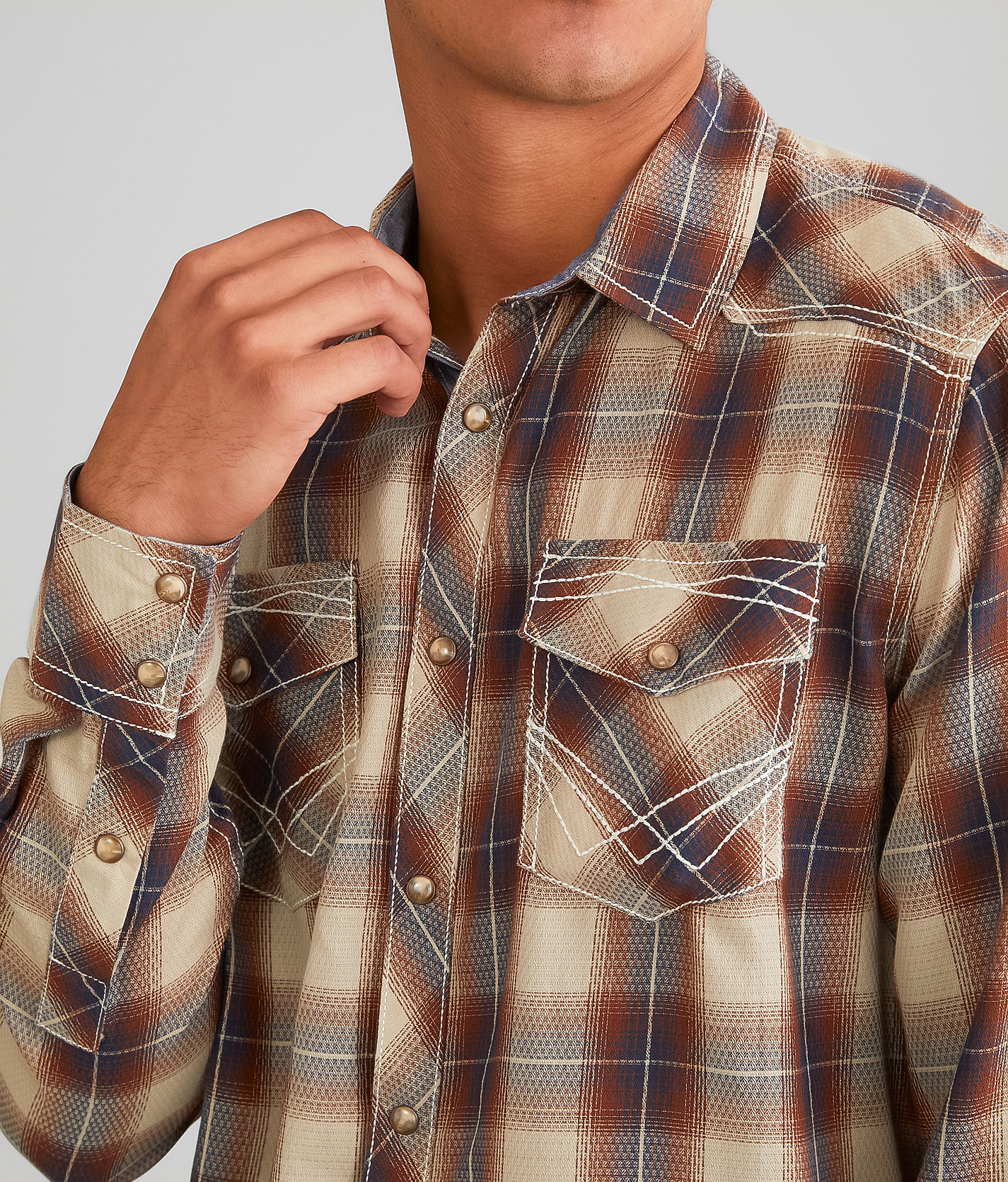 Talinors Plaid Athletic Shirt - Image 3