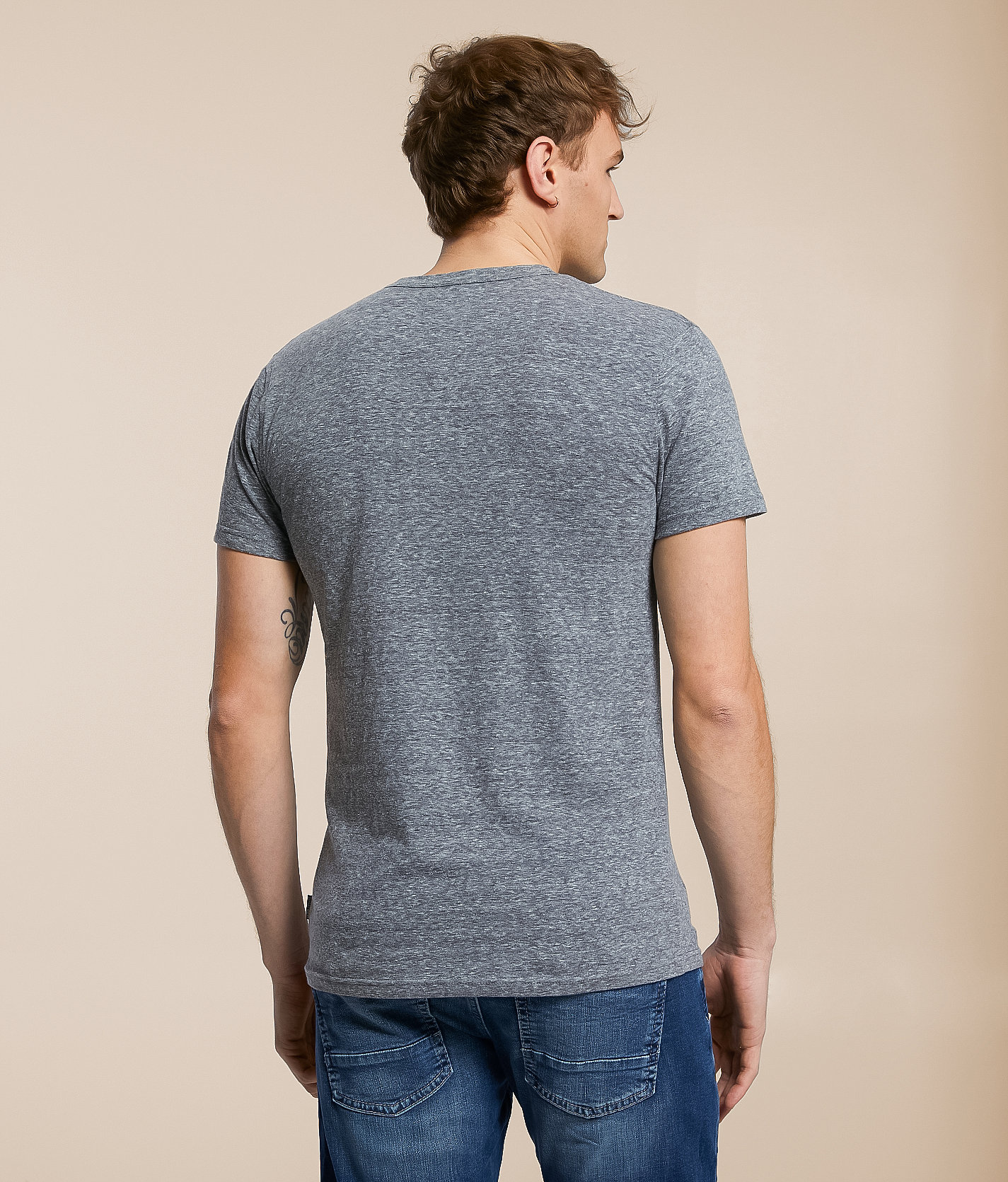Talinors Basic T-Shirt - Image 2