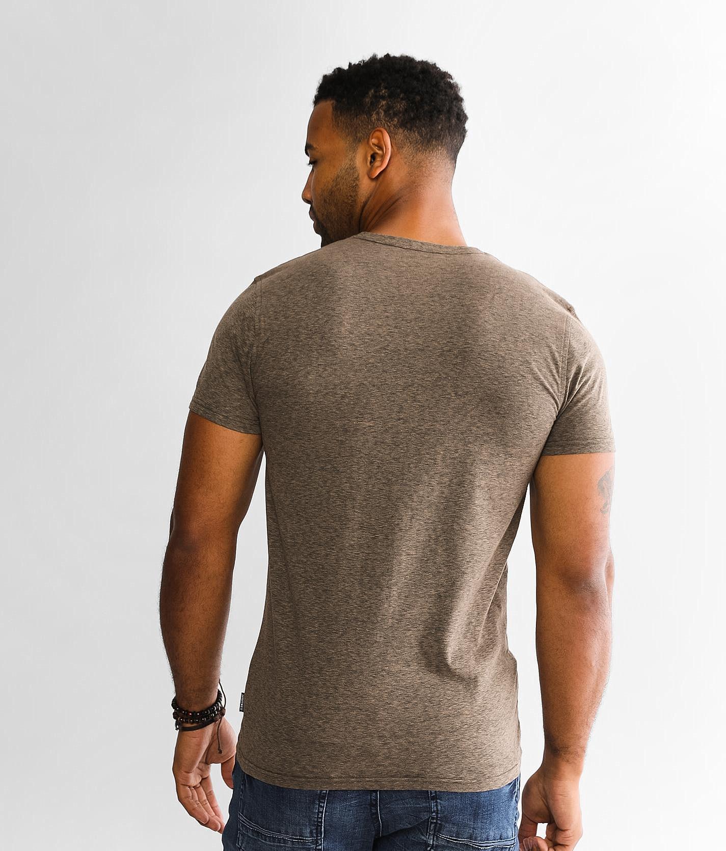 Talinors Basic T-Shirt - Image 2