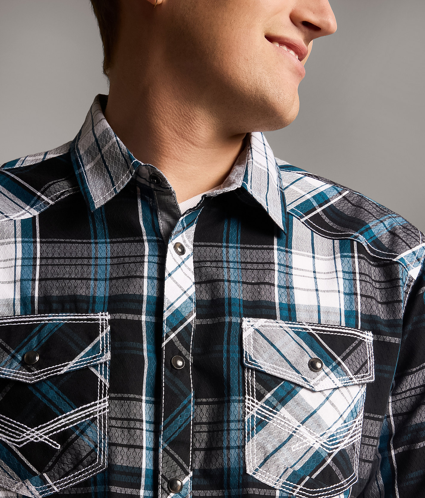Talinors Plaid Athletic Shirt - Image 3